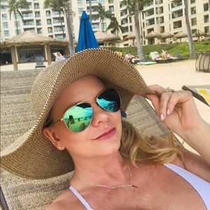 Meet your Posher, Kat